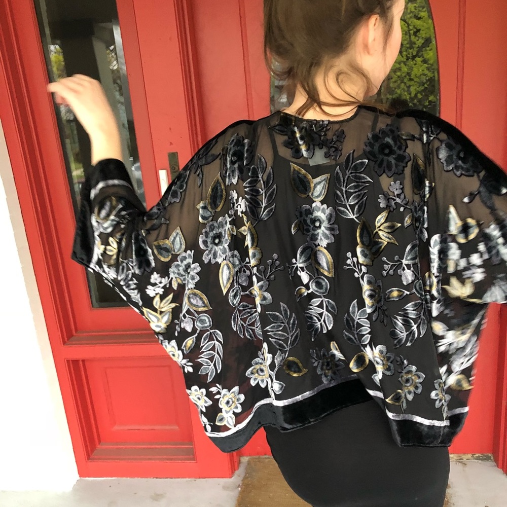 Vintage Velvet Shawl